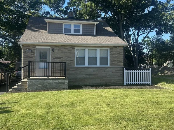 24371 Hartland Rd, Euclid, OH 44123