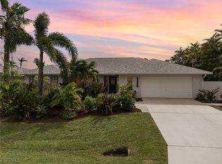 1816 SE 36th Ter, Cape Coral, FL 33904