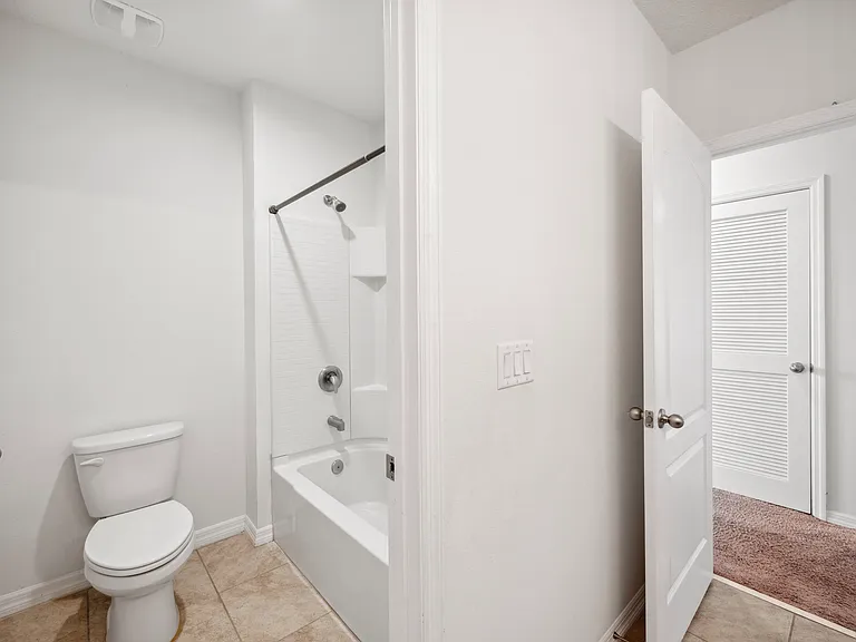 2062 Blue Highlands Dr — Photo 18