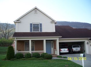 515 Linden St, Bluefield, WV 24701