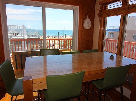 5th image of 17 42nd St APT 5