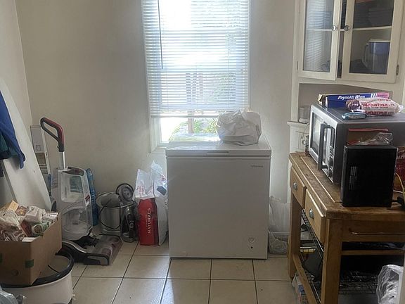3rd image of 1314 99th Ave