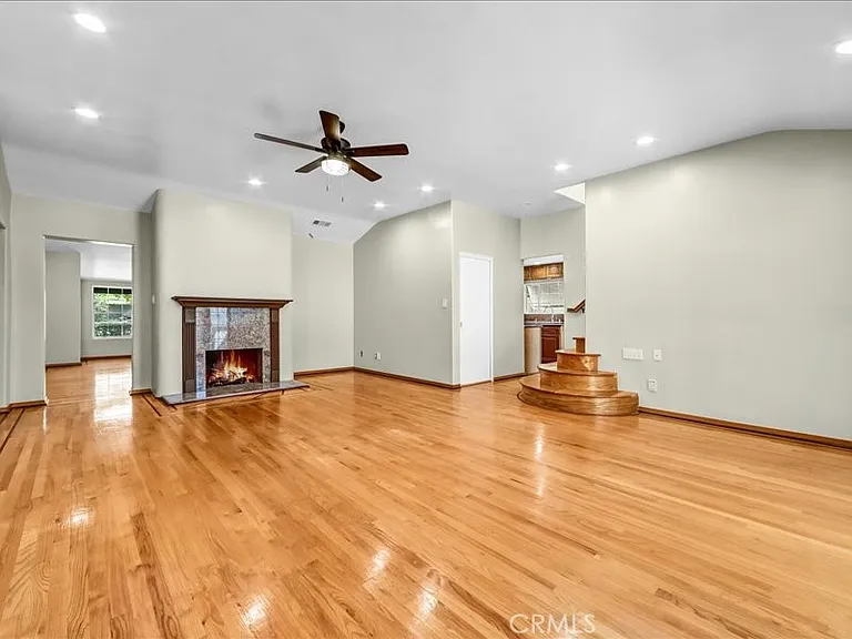 1315 W Valleyheart Dr — Photo 11