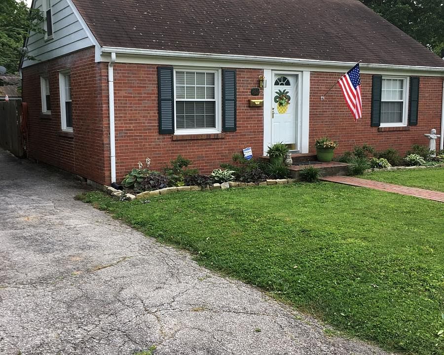 1st image of 652 Stratford Dr