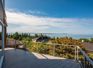 2324 NW 95th St, Seattle, WA 98117