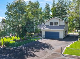 4375 N Meadow Ln, Oakley, UT 84055