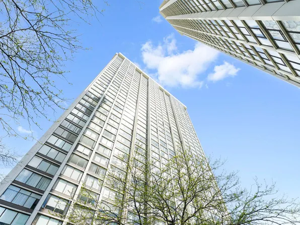 5455 N Sheridan Rd APT 707, Chicago, IL 60640