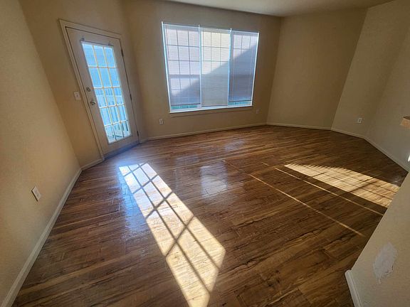 3rd image of 2990 W C St Unit 60102