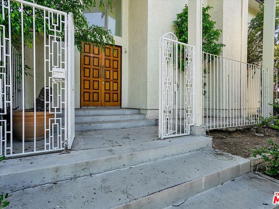 7900 Zeus Dr, Los Angeles, CA 90046 | Zillow