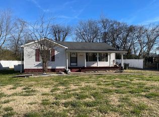 1522 Graybar Ln, Murfreesboro, TN 37129