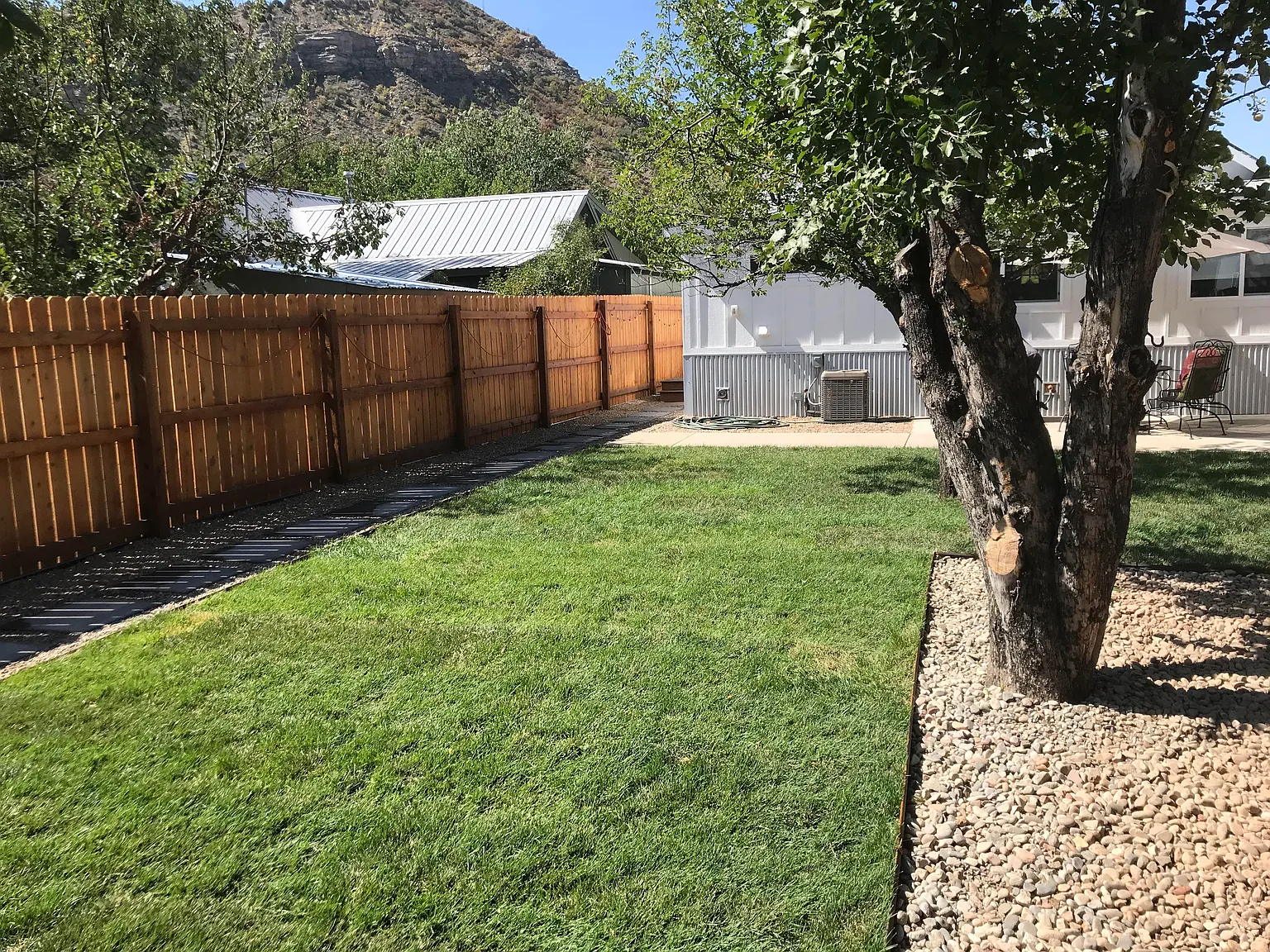 3 bed, 1200 sqft, $2,800 — Photo 3
