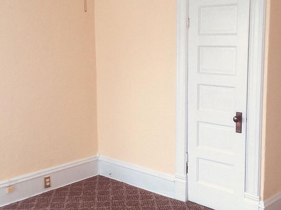 3rd image of 715 W Colorado Ave APT 2B