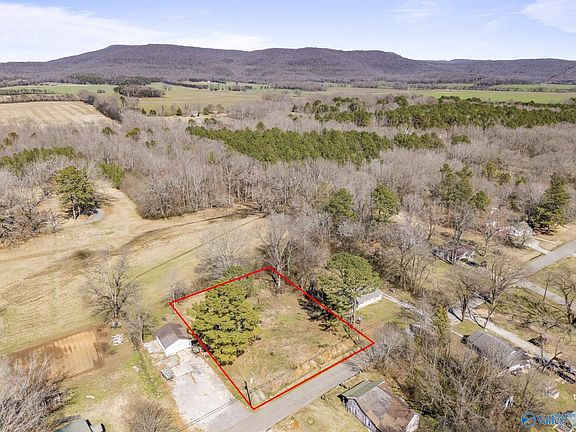 5th image of 365 Section Line Rd