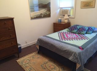 10 Oaklawn Ave, Mattapoisett, MA 02739