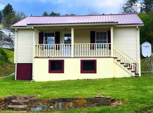 509 Riverview Ave, Fries, VA 24330