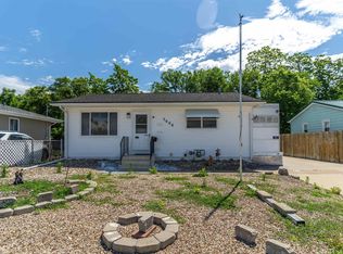 3008 Niles St, Waterloo, IA 50703