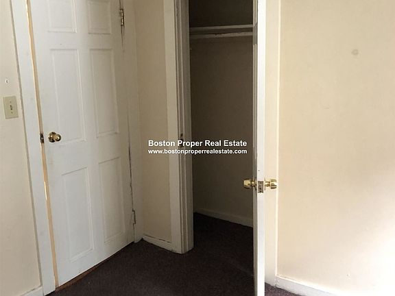 11 Peterborough St. #B Boston - Fenway Unit Photo 4