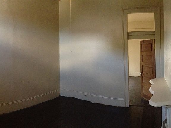 3rd image of 2036 Iberville St