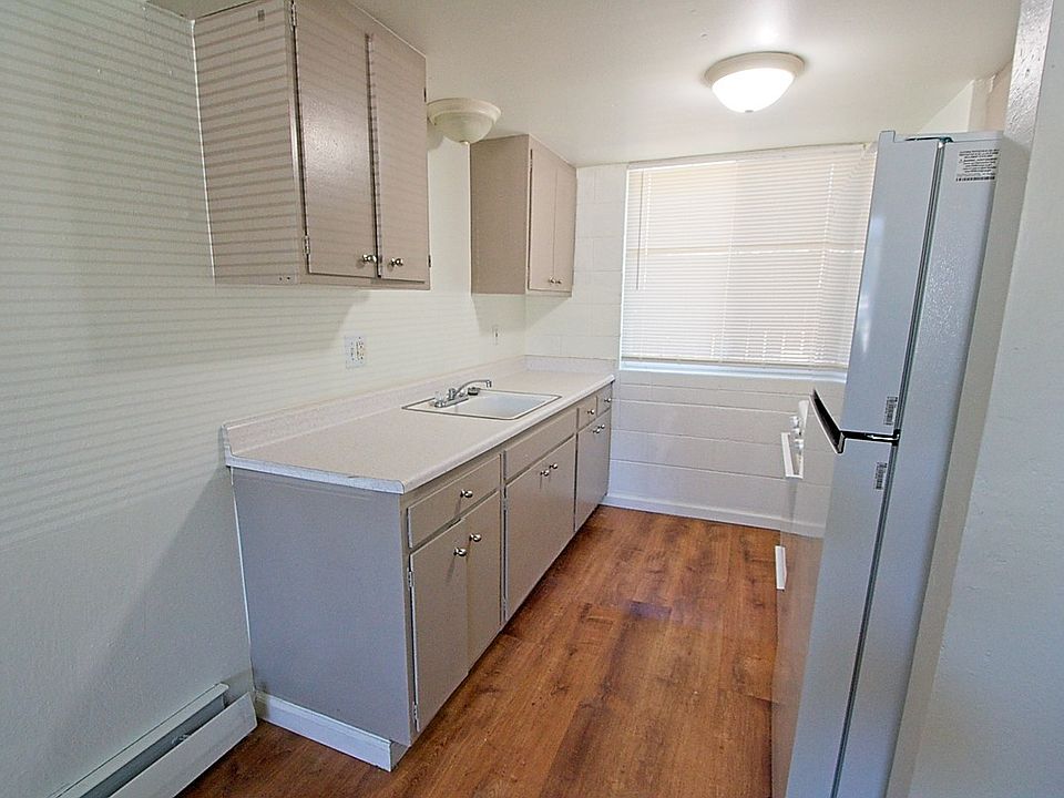 1st image of 511 Country Village Dr #16