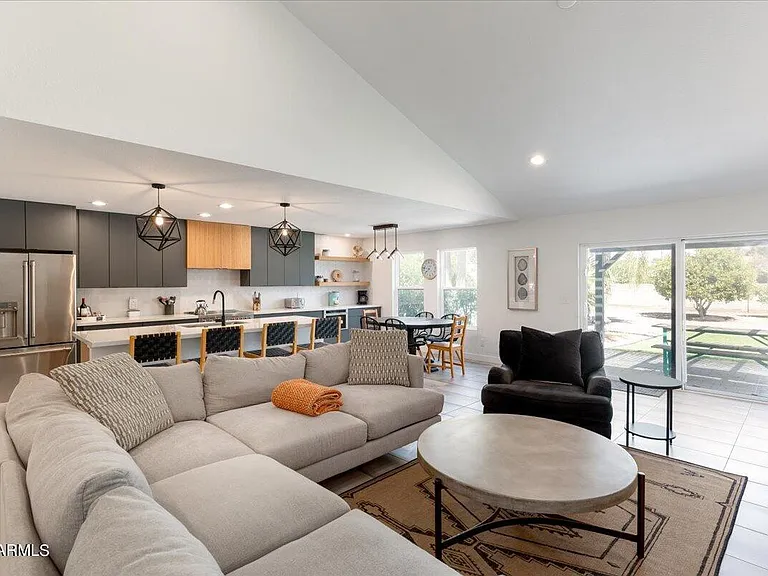 11601 N 50th Pl — Photo 6