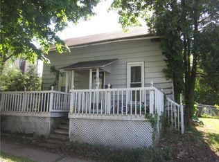414 Harrison St, Hope, IN 47246