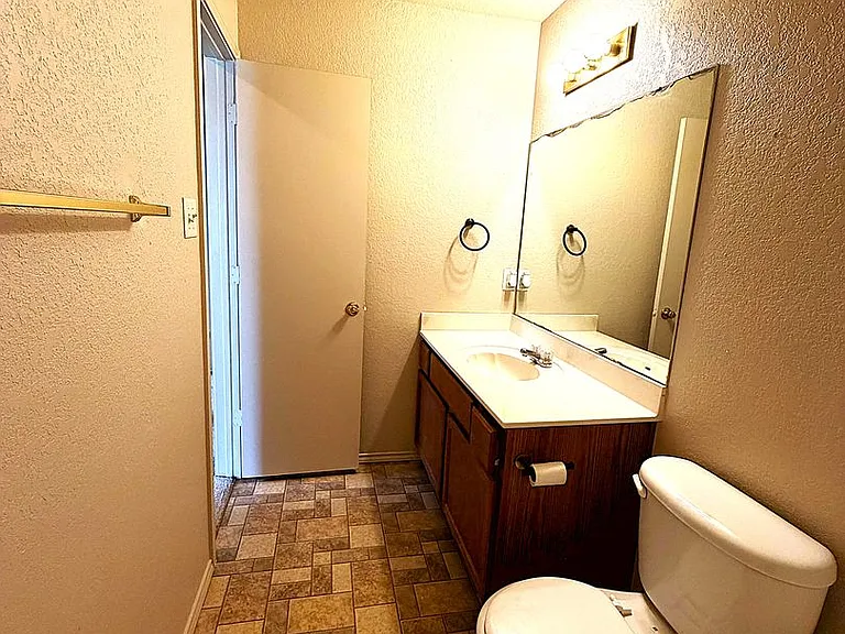 5208 Lauren Lea Dr — Photo 9