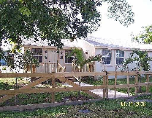 1st image of 77 Ethelyn Dr