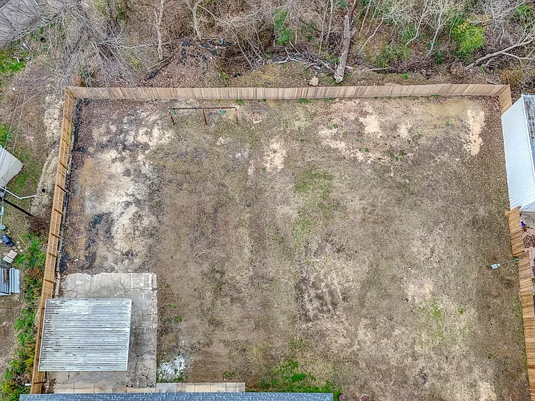 6889 Paxton Rd — Photo 7