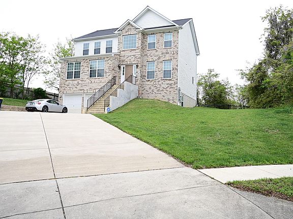 3rd image of 7408 Mary Scot Dr