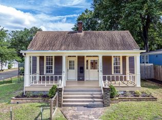 1106 E Bowie St, Marshall, TX 75670