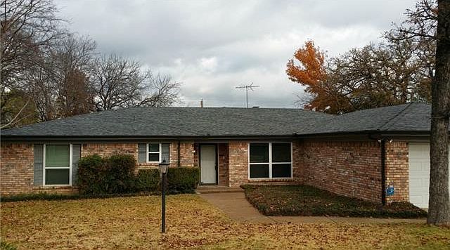 1st image of 1817 Park Hill Dr