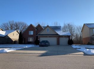33745 Crooks St, Brownstown, MI 48173