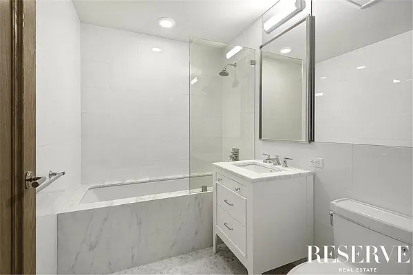 Rented by Reserve | media 16