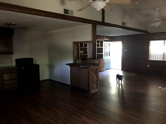 4th image of 4211 Bay Shore Cir