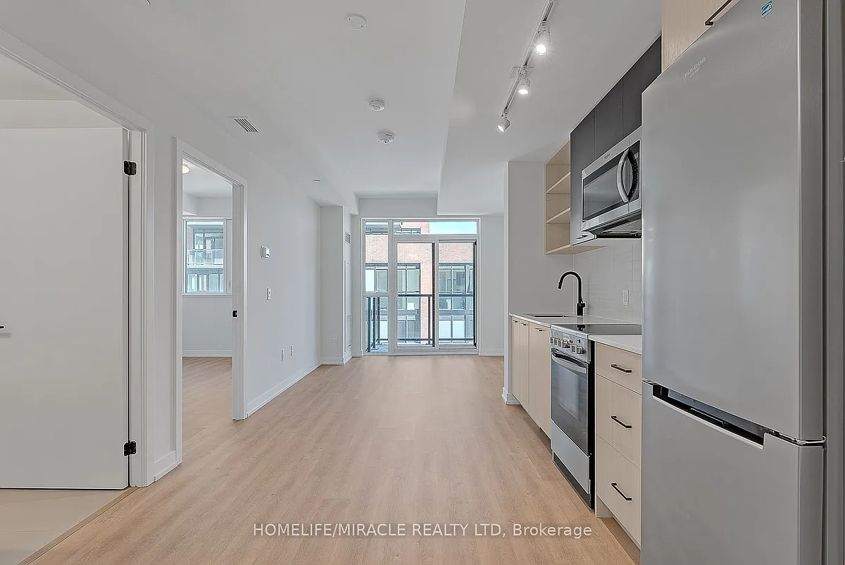 Building Photo - 2300 Saint Clair Ave W #311
