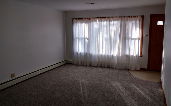3rd image of 11547 S Sacramento Dr