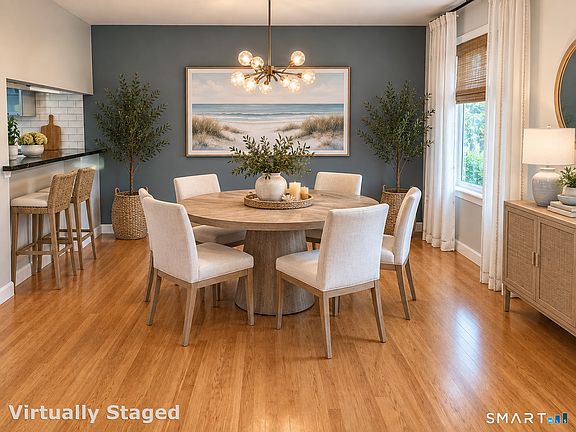 2nd image of 31 Olcott Way #31