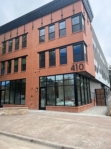 410 Broadway St #302 Photo 1