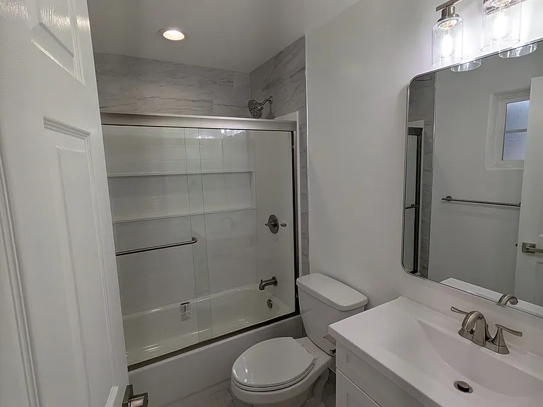 10844 Odell Ave — Photo 8