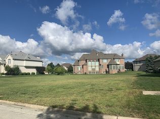 1411 Dunfries St, Flossmoor, IL 60422