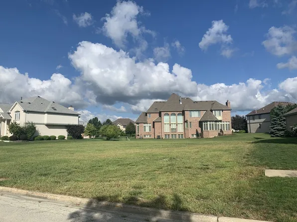 1411 Dunfries St, Flossmoor, IL 60422