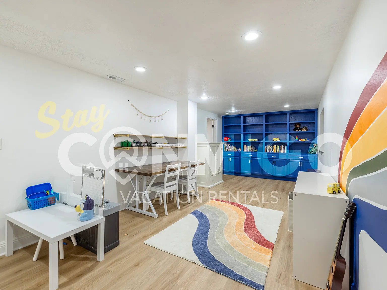 4 bed, 2.5 bath, 10451 sqft, $3,500 — Photo 1