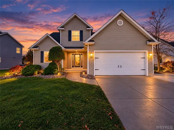86 The Cmns, Grand Island, NY 14072