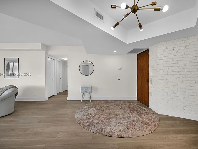 19707 Turnberry Way #17A — Photo 28
