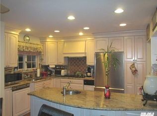 34 Cabot Rd W, Massapequa, NY 11758