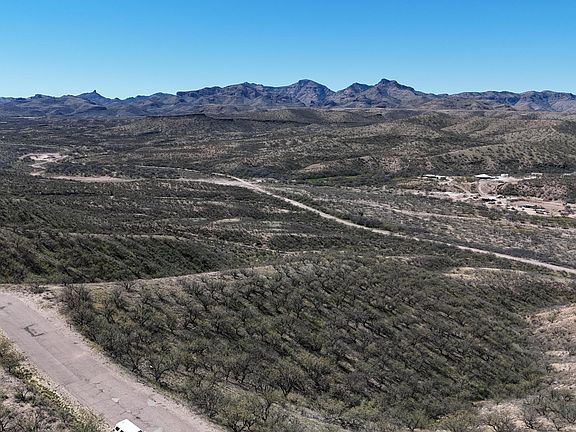 3rd image of 1040 La Vista Ct #121