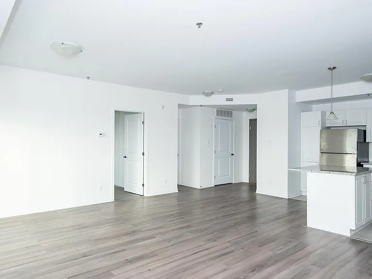 151 Greenbank Rd — Photo 3