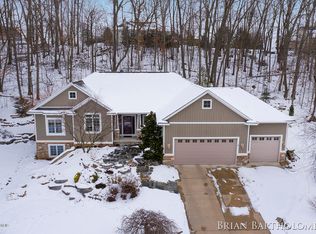 2122 Watercrest Dr NE, Ada, MI 49301