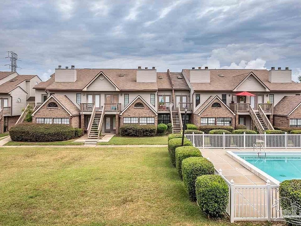 1st image of 7150 Plantation Rd APT 327