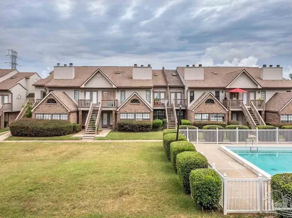 7150 Plantation Rd APT 327, Pensacola, FL 32504